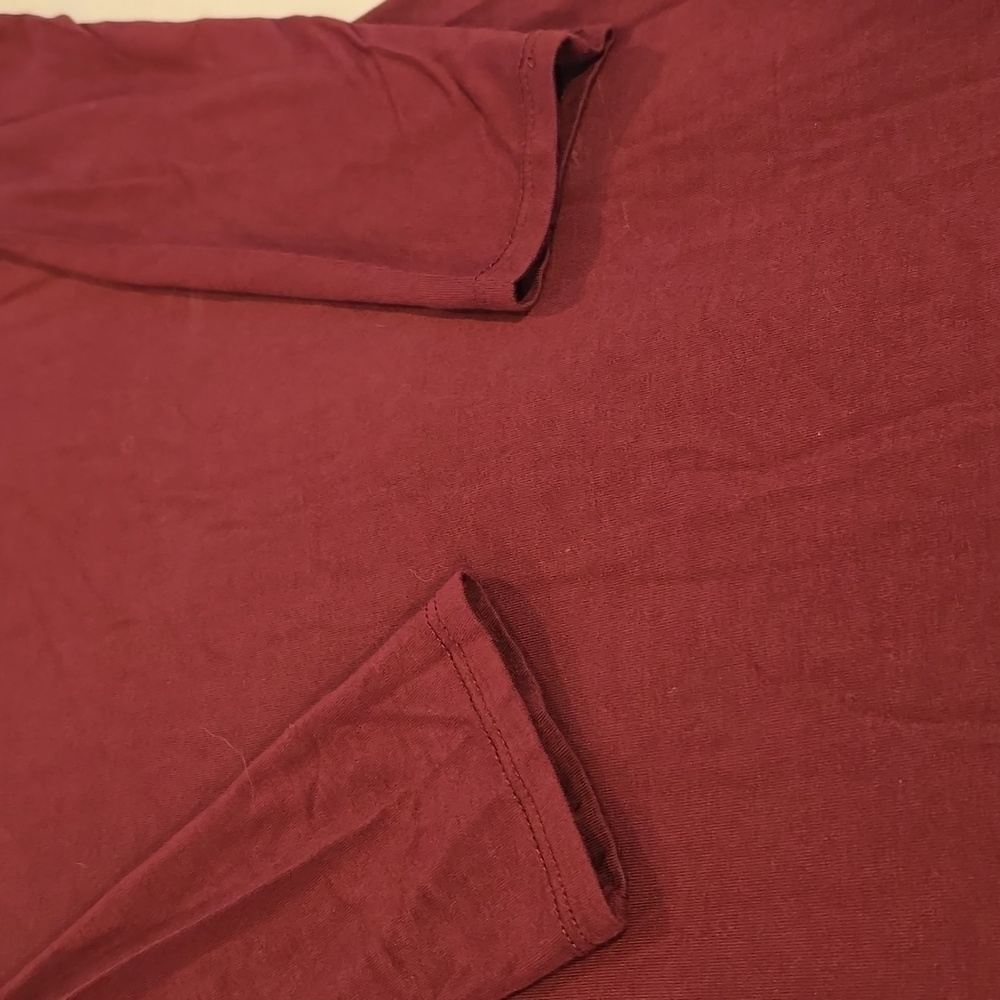 Burgundy Bodycon Dress - Picture 3 of 7